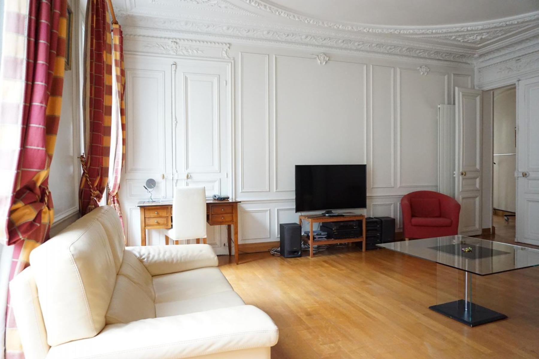 Avenue D'iena - 16 Paris